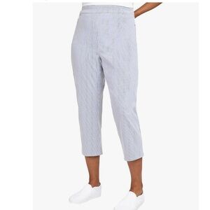 Mario Serrani Women's Tummy Control Comfort Stretch Capri Pants Size SMALL